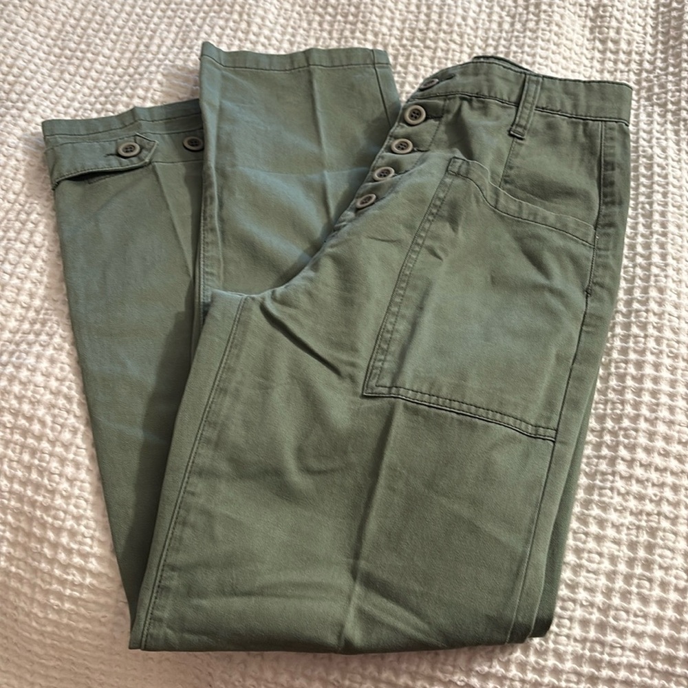 Khaki green pistola pants. New without tags 
Size 24